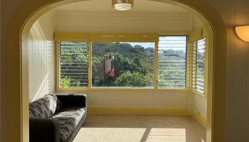 3825 Pukalani Place Honolulu - Rental - photo 4 of 15