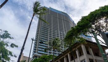 The Ritz-Carlton Residences condo # 1613, Honolulu, Hawaii - photo 6 of 12