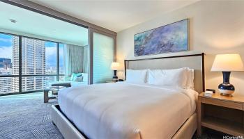 The Ritz-Carlton Residences condo # 2001, Honolulu, Hawaii - photo 4 of 25