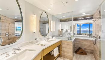 The Ritz-Carlton Residences condo # 2012, Honolulu, Hawaii - photo 5 of 21 The Ritz-Carlton Residences condo # 2012, Honolulu, Hawaii - photo 5 of 21