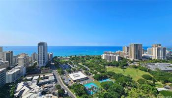The Ritz-Carlton Residences condo # 3502, Honolulu, Hawaii - photo 2 of 25