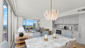 The Ritz-Carlton Residences condo # E1116, Honolulu, Hawaii - photo 2 of 17