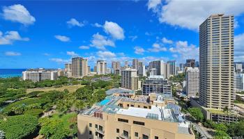 The Ritz-Carlton Residences condo # E2001, Honolulu, Hawaii - photo 3 of 24