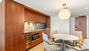 The Ritz-Carlton Residences condo # E3002, Honolulu, Hawaii - photo 5 of 17