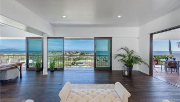 3853 Pokapahu Place Diamond Head, Diamond Head home - photo 4 of 23 3853 Pokapahu Place Diamond Head, Diamond Head home - photo 4 of 23