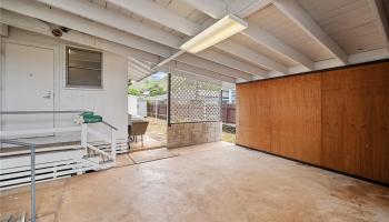 393 Hind Drive Aina Haina Area, Diamond Head home - photo 5 of 23 393 Hind Drive Aina Haina Area, Diamond Head home - photo 5 of 23