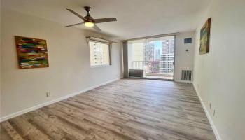 Villa On Eaton Square condo # 1215, Honolulu, Hawaii - photo 3 of 21