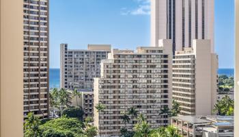 Villa on Eaton Square condo # 1511, Honolulu, Hawaii - photo 4 of 21