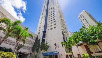 Villa On Eaton Square condo # 1605, Honolulu, Hawaii - photo 1 of 25