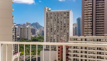 Villa On Eaton Square condo # 1609, Honolulu, Hawaii - photo 3 of 16