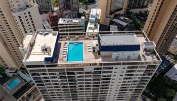 Villa On Eaton Square condo # 2014, Honolulu, Hawaii - photo 5 of 25