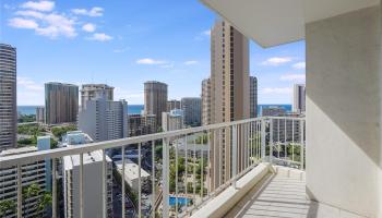 Villa On Eaton Square condo # 2411, Honolulu, Hawaii - photo 2 of 9