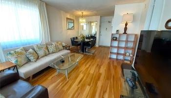 Villa On Eaton Square condo # 2614, Honolulu, Hawaii - photo 1 of 17