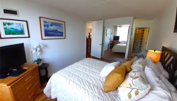 Villa On Eaton Square condo # 2614, Honolulu, Hawaii - photo 6 of 17