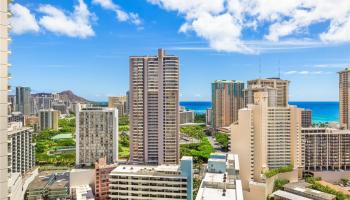 Villa on Eaton Square condo # 2807, Honolulu, Hawaii - photo 2 of 25