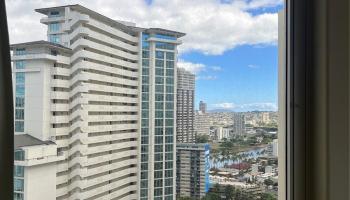 Villa On Eaton Square condo # 2815, Honolulu, Hawaii - photo 5 of 25