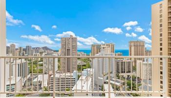 Villa On Eaton Square condo # 3003, Honolulu, Hawaii - photo 3 of 25