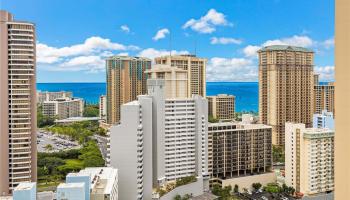 Villa On Eaton Square condo # 3003, Honolulu, Hawaii - photo 4 of 25
