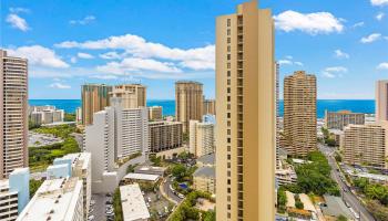Villa On Eaton Square condo # 3003, Honolulu, Hawaii - photo 5 of 25