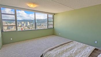 Villa On Eaton Square condo # 3306, Honolulu, Hawaii - photo 2 of 16