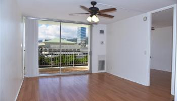 Villa On Eaton Square condo # 908, Honolulu, Hawaii - photo 4 of 14