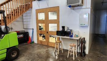 401 Hookahi Street Wailuku Maui commercial real estate photo5 of 15