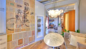 401 Kamakee Street Kakaako  - photo 5 of 15