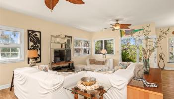 4026  Harding Ave Kaimuki, Diamond Head home - photo 4 of 25