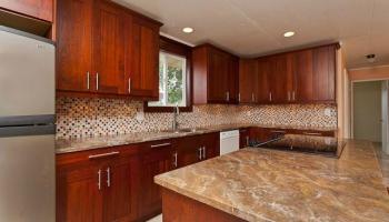404A Kalama St Apt A Coconut Grove, Kailua home - photo 4 of 13 404A Kalama St Apt A Coconut Grove, Kailua home - photo 4 of 13