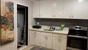 Hawaiian Prince Apts Ltd condo # 204, Honolulu, Hawaii - photo 1 of 18