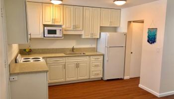 Hawaiian Prince Apts LTD condo # 403, Honolulu, Hawaii - photo 2 of 12