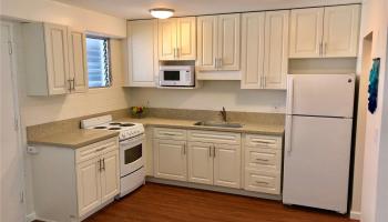 Hawaiian Prince Apts LTD condo # 403, Honolulu, Hawaii - photo 3 of 12