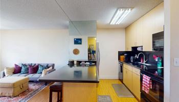 Chateau Waikiki condo # 1512, Honolulu, Hawaii - photo 6 of 9