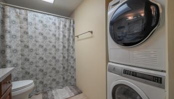 411 Hobron Ln Honolulu - Rental - photo 6 of 25