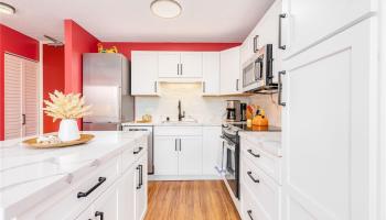 Chateau Waikiki condo # 2202, Honolulu, Hawaii - photo 4 of 25