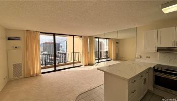 411 Hobron Ln Honolulu - Rental - photo 4 of 9