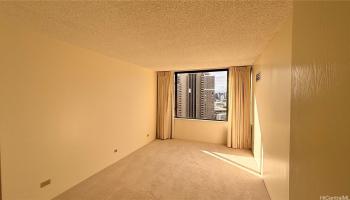 411 Hobron Ln Honolulu - Rental - photo 5 of 9