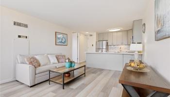 Chateau Waikiki condo # 3402, Honolulu, Hawaii - photo 3 of 19