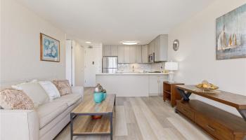 Chateau Waikiki condo # 3402, Honolulu, Hawaii - photo 4 of 19