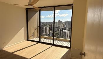 411 Hobron Ln Honolulu - Rental - photo 4 of 25