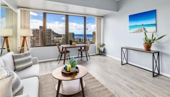 Chateau Waikiki condo # 3905, Honolulu, Hawaii - photo 5 of 25 Chateau Waikiki condo # 3905, Honolulu, Hawaii - photo 5 of 25