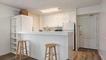 411 Kaiolu Inc condo # 302, Honolulu, Hawaii - photo 5 of 15