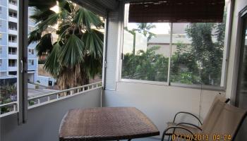 411 Kaiolu Inc condo # 305, Honolulu, Hawaii - photo 1 of 16 411 Kaiolu Inc condo # 305, Honolulu, Hawaii - photo 1 of 16