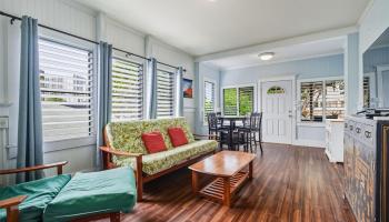 411  Kapahulu Ave Kapahulu, Diamond Head home - photo 4 of 25