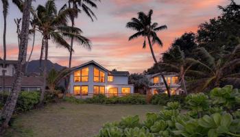 41-1009  Laumilo Street Waimanalo, Kailua home - photo 3 of 25