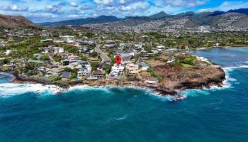 4131  Black Point Place Diamond Head, Diamond Head home - photo 2 of 25