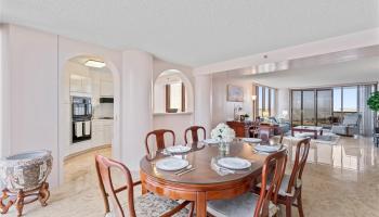 One Waterfront Tower condo # 2401, Honolulu, Hawaii - photo 5 of 25