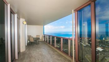 One Waterfront Tower condo # 3203, Honolulu, Hawaii - photo 4 of 25