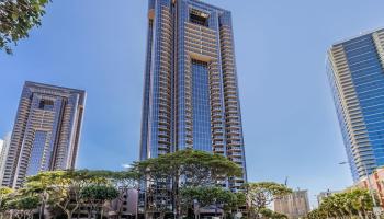 One Waterfront Tower condo # Makai 2504, Honolulu, Hawaii - photo 1 of 18