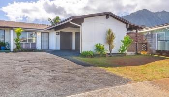 41-613  Inoaole Street Waimanalo,  home - photo 1 of 21